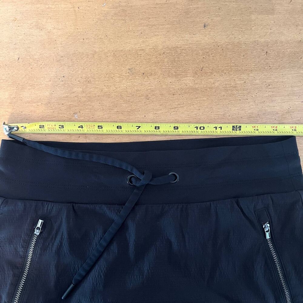 Athleta Trekkie North Skort Drawstring Zipper Pocket Women Black Size 4 - Picture 7 of 8